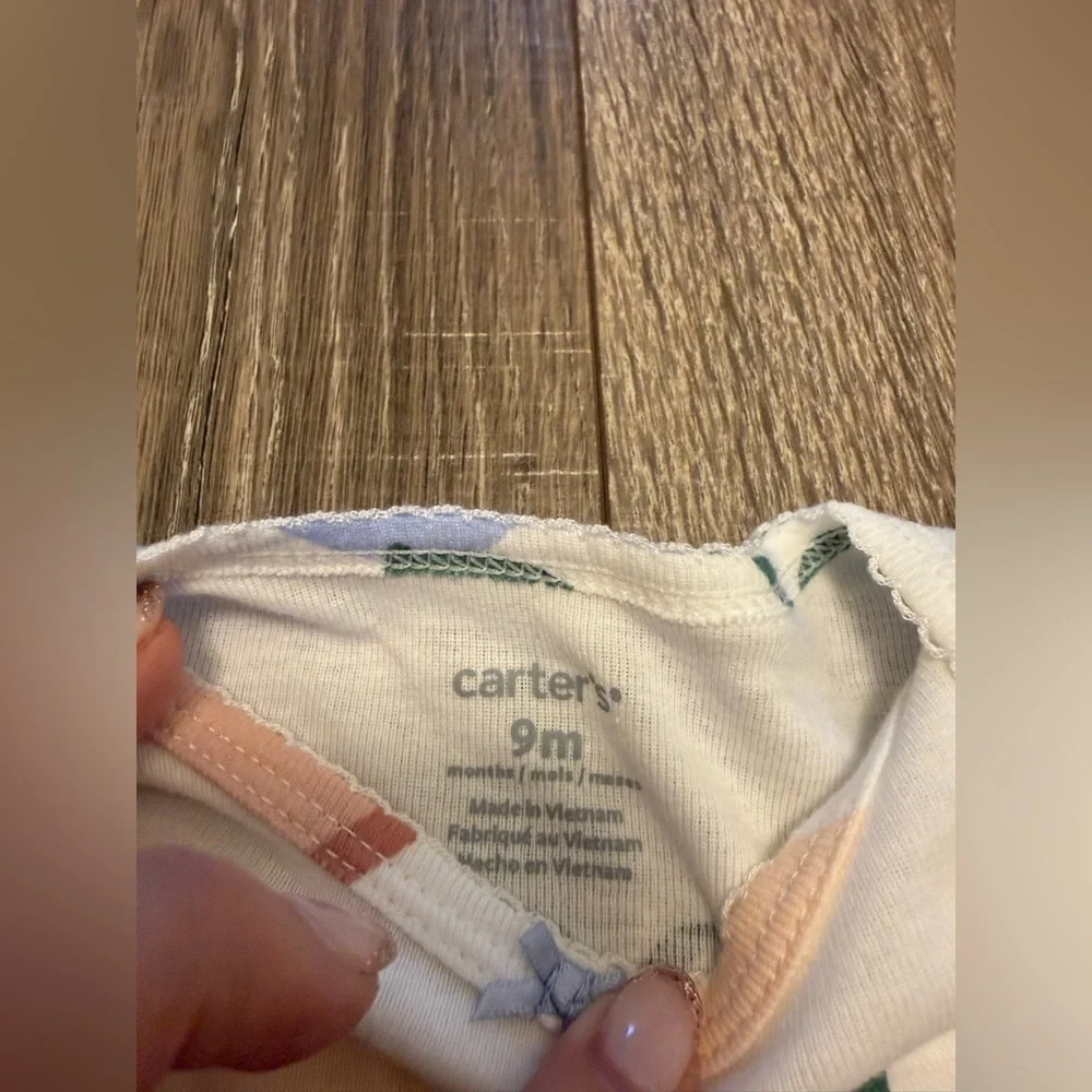 Carters Baby Girl Pear Outfit Size 9 Months NWT